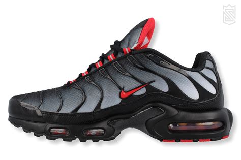 nike tns schwarz rot|Nike TN Air Max Plus. Nike DE.